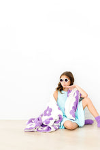 Load image into Gallery viewer, Lilac/Coconut Flower Cozy Blanket