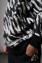Load image into Gallery viewer, Brush Stroke Crewneck - Black
