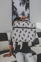 Load image into Gallery viewer, Sand Thunderbolt Lunch Box