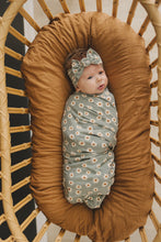 Load image into Gallery viewer, Light Green Daisy Bamboo Stretch Swaddle