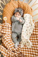 Load image into Gallery viewer, Gingham Muslin Quilt