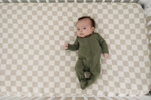Load image into Gallery viewer, Olive Bamboo Zipper