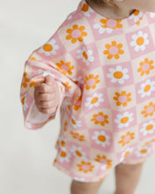Load image into Gallery viewer, Shorts Set | Retro Daisy