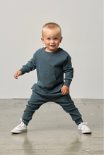 Load image into Gallery viewer, Pocket Pullover - Nightfall