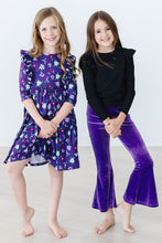 Load image into Gallery viewer, Purple Velvet Bells
