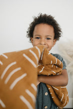 Load image into Gallery viewer, Mustard Mudcloth Muslin Quilt