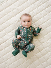Load image into Gallery viewer, Green Nutcracker Bamboo Zipper