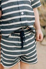 Load image into Gallery viewer, Stripe Linen Cotton Shorts