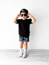 Load image into Gallery viewer, Classic Denim Short