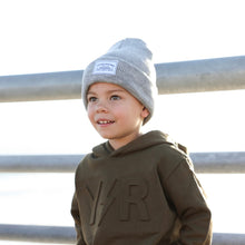 Load image into Gallery viewer, YOUNG + RAD CLASSIC BEANIE // HEATHER GREY