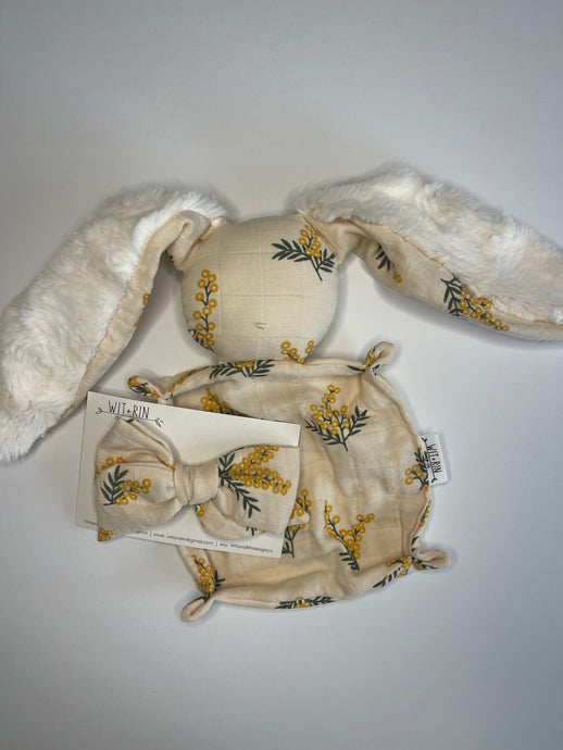 Bunny Snuggly & Bow