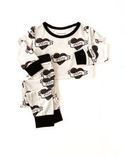 Load image into Gallery viewer, Bamboo Two Piece Set | Mom Tattoo