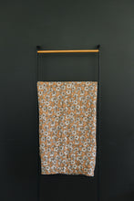 Load image into Gallery viewer, Magnolia Muslin Quilt