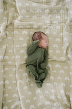 Load image into Gallery viewer, Olive Bamboo Zipper