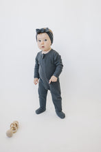 Load image into Gallery viewer, Charcoal Organic Cotton Ribbed Zipper