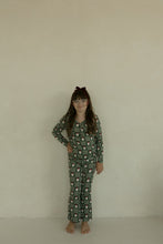 Load image into Gallery viewer, Pre-Teen Flare Bamboo Pajamas | Santa Checkerboard
