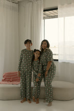 Load image into Gallery viewer, Pre-Teen Straight Leg Bamboo Pajamas | Santa Checkerboard