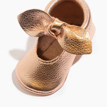Load image into Gallery viewer, Rose Gold Knotted Bow Baby Shoe