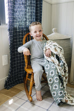 Load image into Gallery viewer, Southwest Aztec + Outlaw Cowboy Muslin Quilt