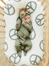 Load image into Gallery viewer, Peace Plush Blanket