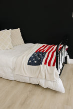 Load image into Gallery viewer, American Flag Plush Blanket