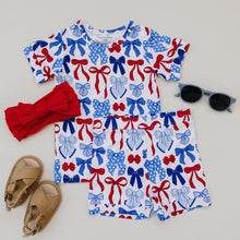 Load image into Gallery viewer, Bamboo Shorts Set | Red-White &amp; Bows
