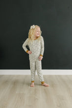 Load image into Gallery viewer, Ski Ribbed Bamboo Cozy Set
