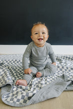 Load image into Gallery viewer, Dusty Blue Wavy Checkered Muslin Quilt