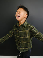 Load image into Gallery viewer, Max Button Up Shirt