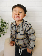 Load image into Gallery viewer, Max Button Up Shirt