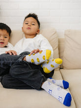 Load image into Gallery viewer, Smiley/Peace Socks 2 Pack