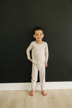 Load image into Gallery viewer, Taupe Checkered Bamboo Cozy Set