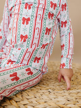 Load image into Gallery viewer, Bamboo Two Piece Set | Retro Candy Cane