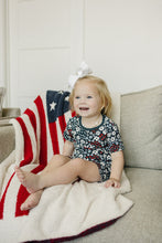 Load image into Gallery viewer, American Flag Plush Blanket