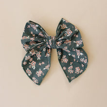 Load image into Gallery viewer, Mebie Baby Hair Bows