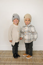 Load image into Gallery viewer, Grey &amp; White Stripe Chunky Knit Beanie