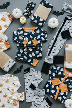 Load image into Gallery viewer, Ghosts Bamboo Cozy Set