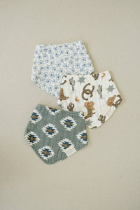 Blue Blossom Classic Muslin Bib