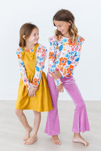 Load image into Gallery viewer, Colorful Carnations L/S Ruffle Tee