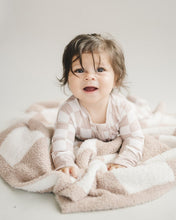 Load image into Gallery viewer, Checkered Plush Blanket | Latte