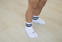 Load image into Gallery viewer, Crew Socks 3 Pack
