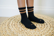Load image into Gallery viewer, Crew Socks 3 Pack