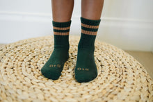 Load image into Gallery viewer, Crew Socks 3 Pack