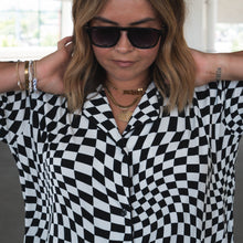 Load image into Gallery viewer, B&amp;W Wavy Checker | Women&#39;s Flare Set