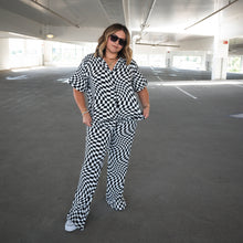 Load image into Gallery viewer, B&amp;W Wavy Checker | Women&#39;s Flare Set