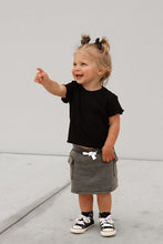 Load image into Gallery viewer, Cargo Skort - Charcoal Wash