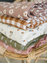 Load image into Gallery viewer, Gingham Muslin Quilt