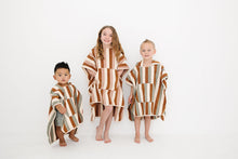 Load image into Gallery viewer, Sunrise Organic Cotton Beach Poncho