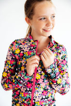 Load image into Gallery viewer, Flexible Floral Full-Zip Ruffle Active Jacket