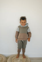 Load image into Gallery viewer, Oaks Jogger Set